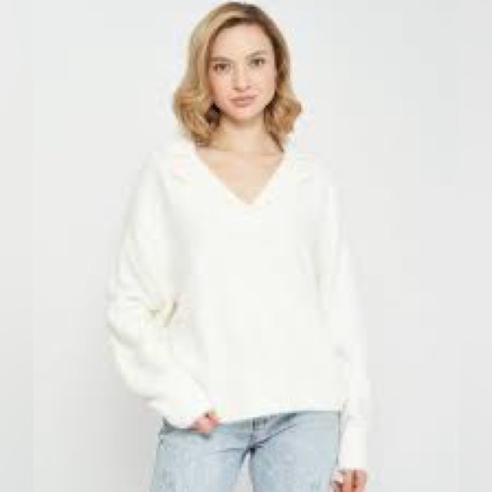 H&M White Fluffy Polo Neck Sweater - Size Large